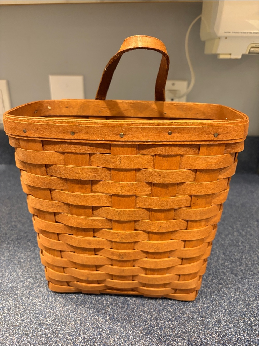 Vintage Longaberger Honey Brown Woven Basket Tote - 1989 used
